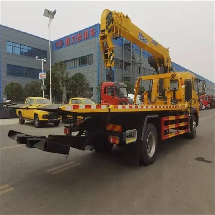 松柏镇附近小随车吊出租电话，轻松解决搬运烦恼