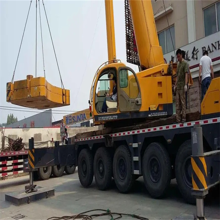 松柏镇当地吊车出租|机器吊装|75吨|工厂搬迁服务